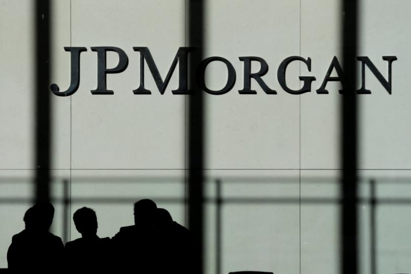 أسهم JP Morgan تتراجع 3% بالرغم من قوة إيرادات الربع الأول
